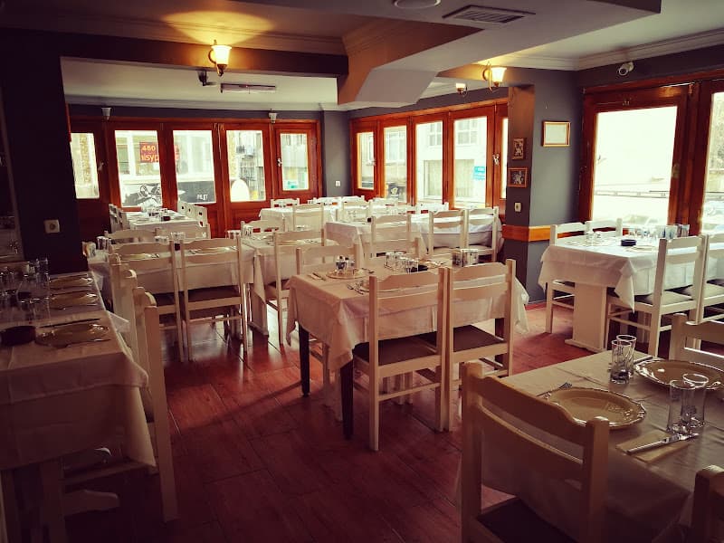 Kadıköy Memleket Meyhanesi