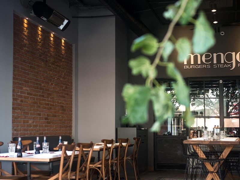 Mengoli Burgers Steak Fries