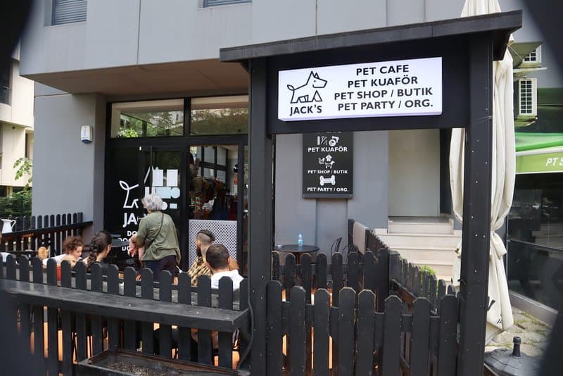 Jack's Dog Cafe