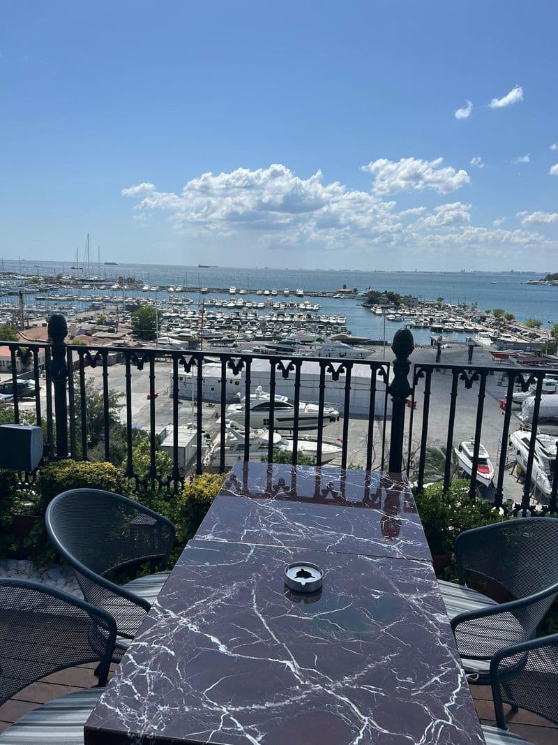 Jigger Kitchen and Bar